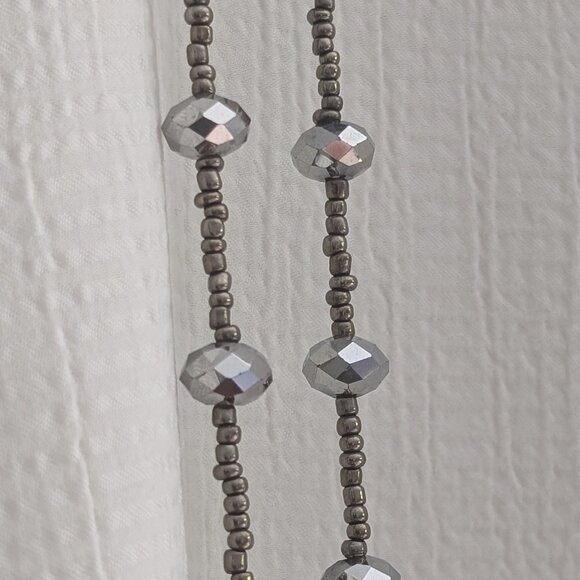 42" Vintage Diamond almond cut Gray glass necklace - Picture 3 of 6